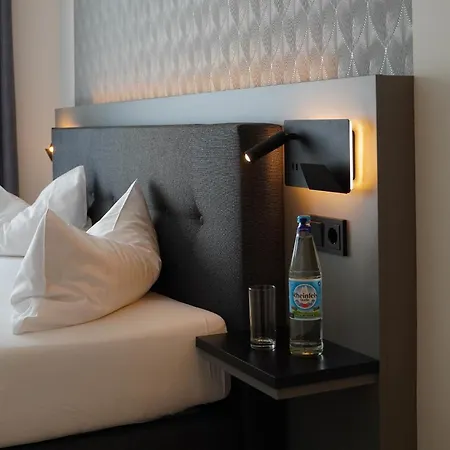 Cap1 Boardinghouse باسويلر